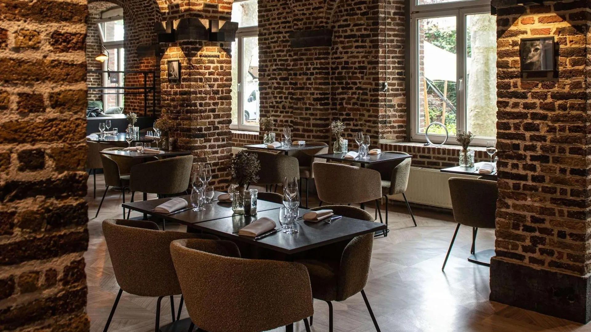 Mercure Liege City Centre 4*,